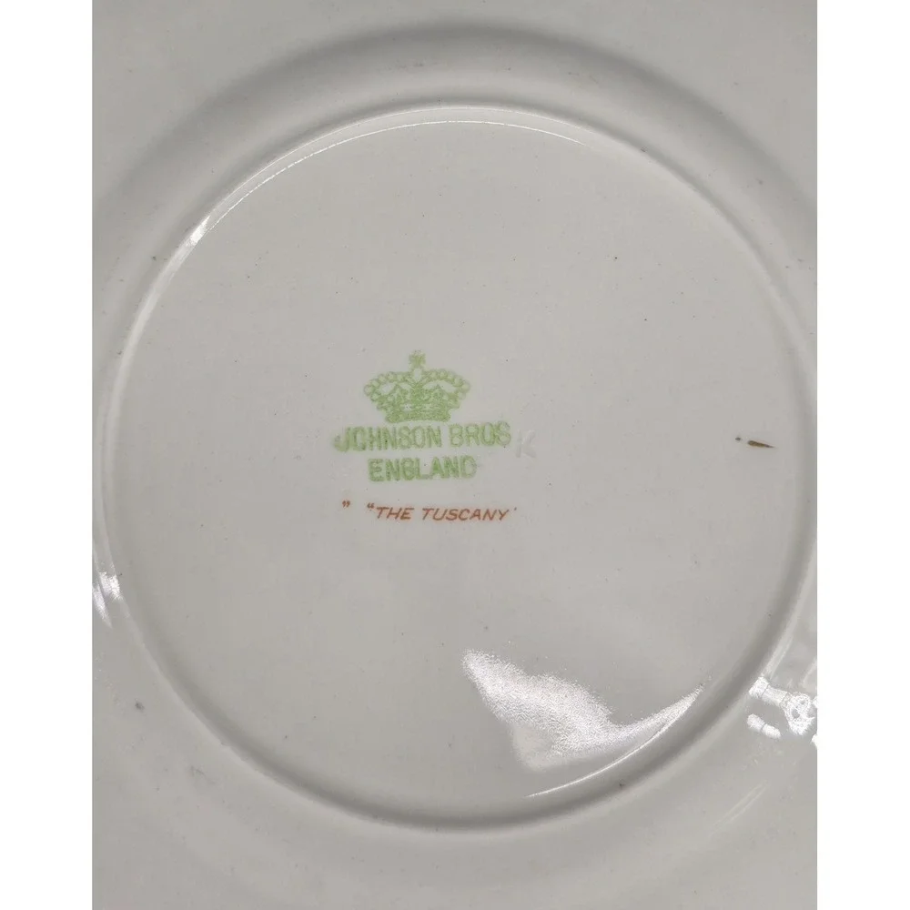 Set of 2 Johnson‎ Brothers The Tuscany Salad Plates Green Pink Leaves Scallop